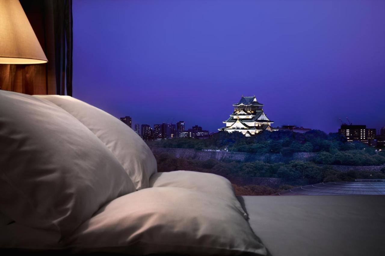 Hotel New Otani Ósaka Exteriér fotografie View of Osaka Castle from a guest room